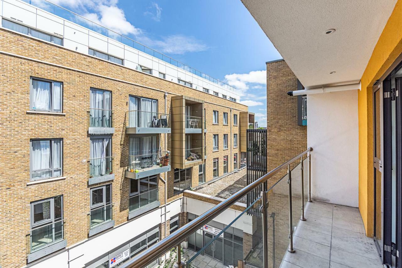 Modern Apartment Canary Wharf London Exterior foto