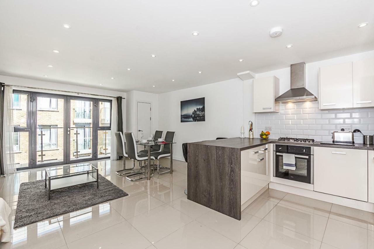 Modern Apartment Canary Wharf London Exterior foto