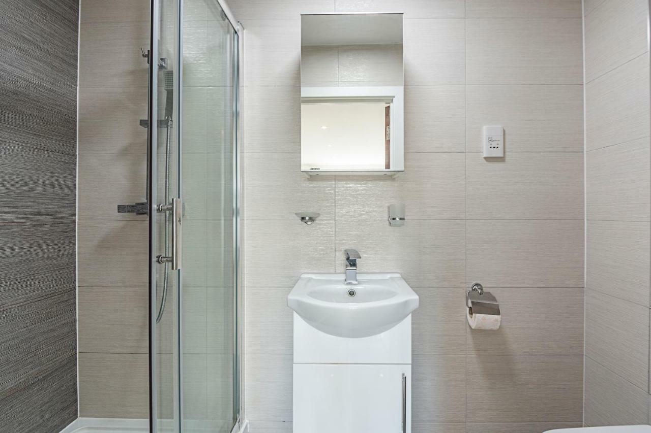 Modern Apartment Canary Wharf London Exterior foto